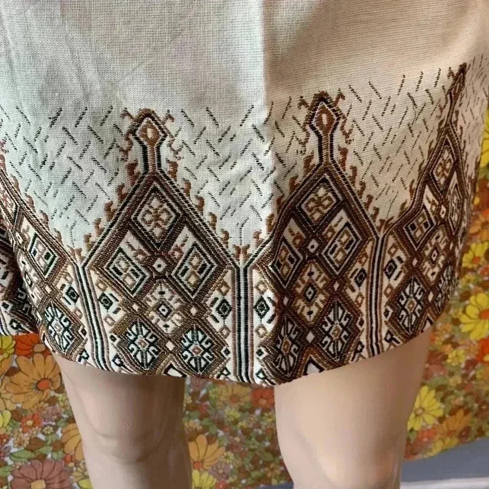 NOS Guatemalan hand embroidered half apron